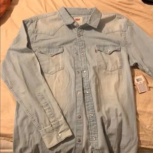 New Levi’s blue Jean button up